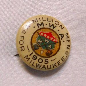A Million Men for Milwaukee Lapel Pin Whitehead & Hoag 1905 Antique